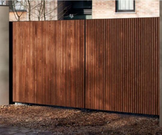 Houten Draaipoorten
